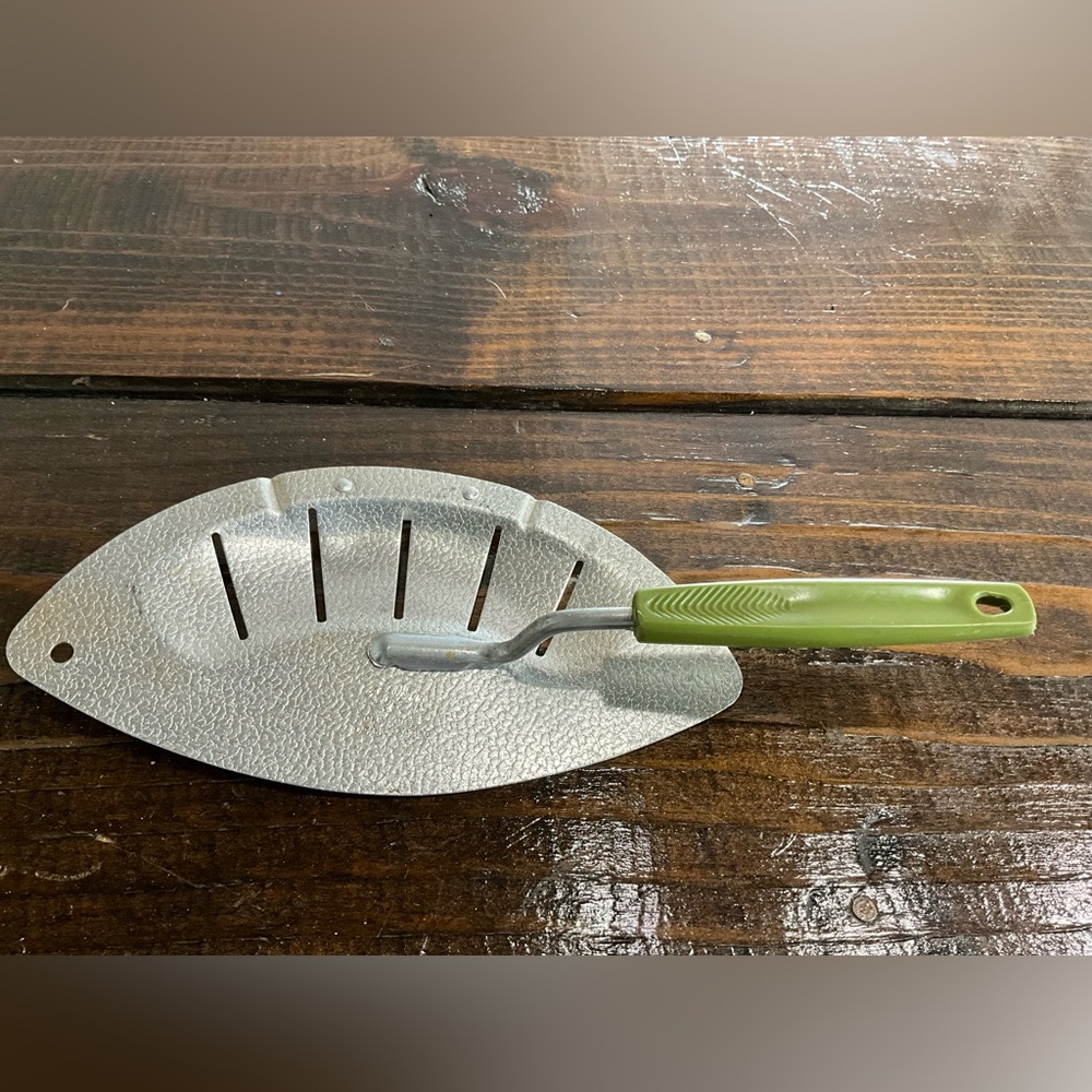 Vintage Foley 11” Avocado Green Handle Pot Pan Strainer MCM